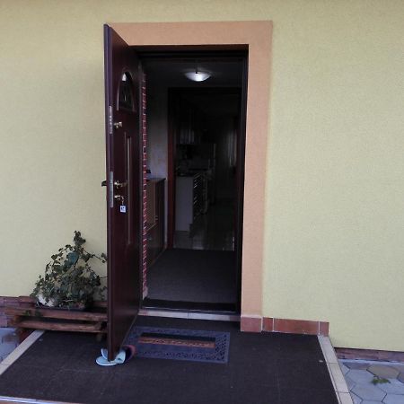 Apartman Slnecnica Πόπραντ Εξωτερικό φωτογραφία
